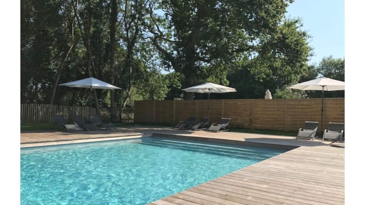 Locoal-Mendon House | Small detached house - Swimming pool & Sea view