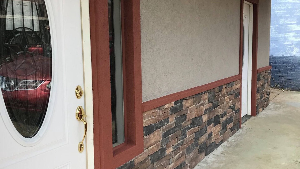 Hemphill Apartment | Small Efficiency Apartment in Quiet Lake Community