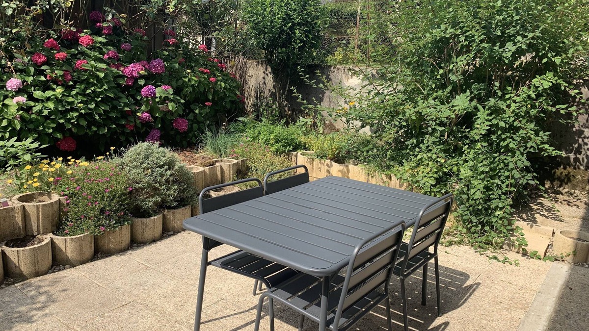 Vaulnaveys-le-Haut Condo | Small furnished house - spa uriage les bains - country vacations