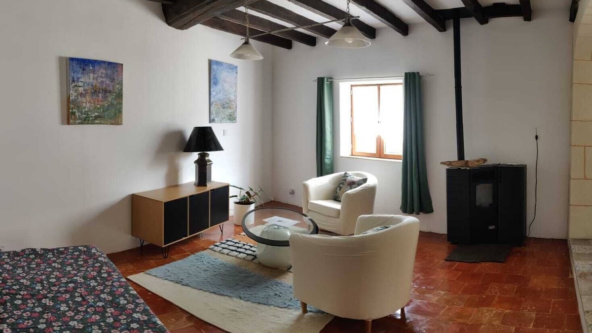 Huille House | Small house in the heart of a 15th century property.