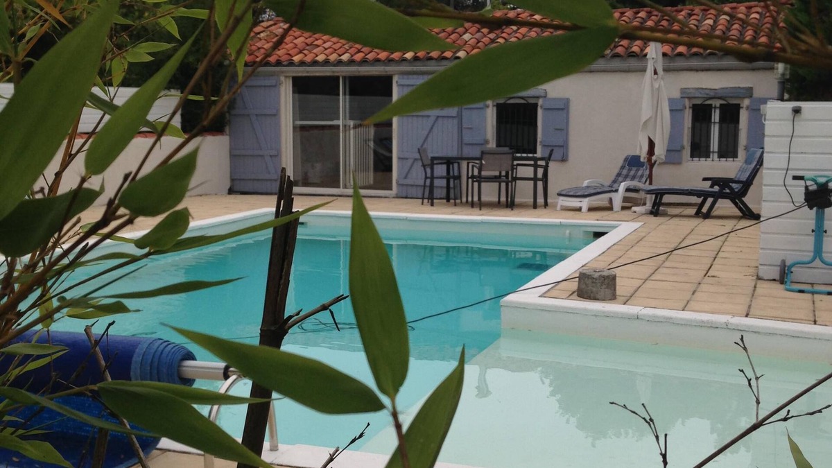 Lue House | Small house with private pool in the heart of the Landes.