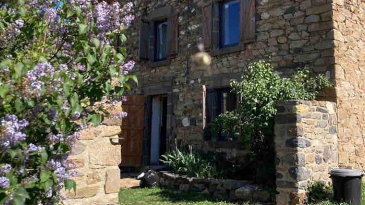 Lubilhac House | Small house with swimming pool and breathtaking view.