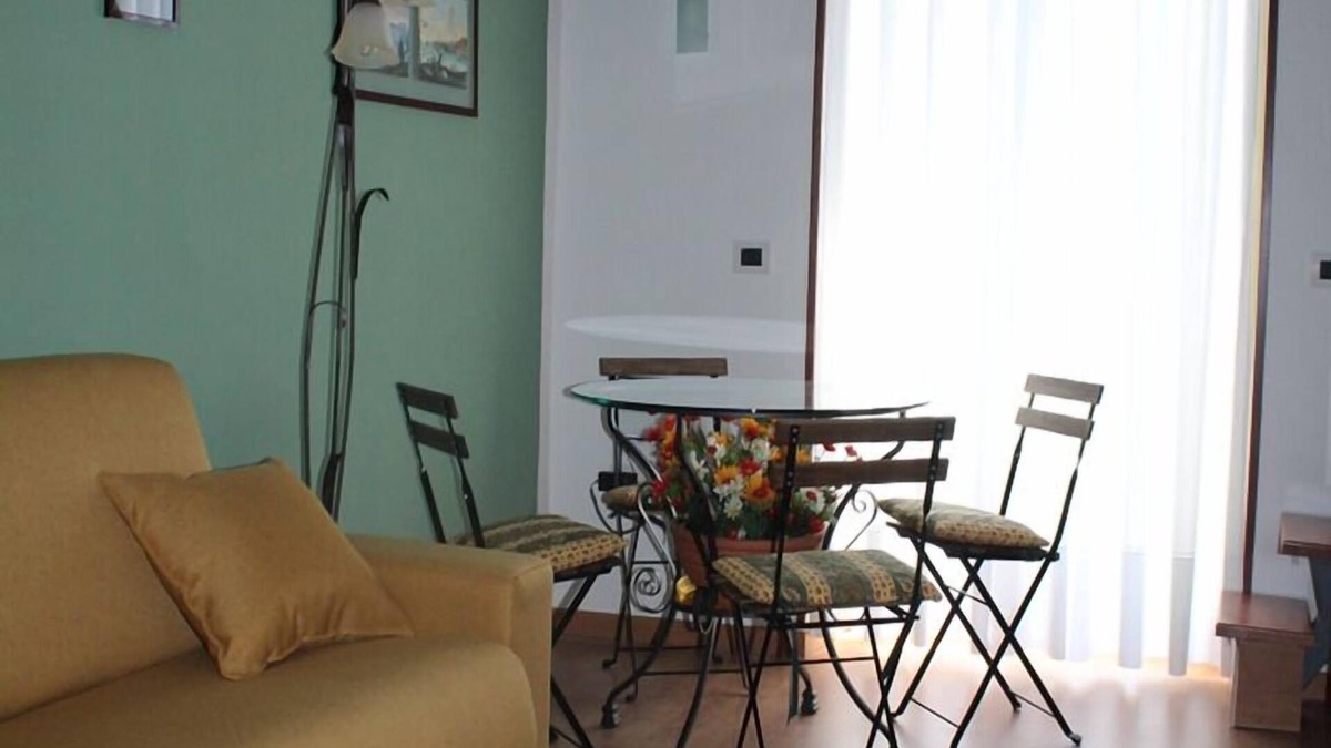 Quartieri Spagnoli Apartment | Small loft in the heart of the Spanish neighborhoods