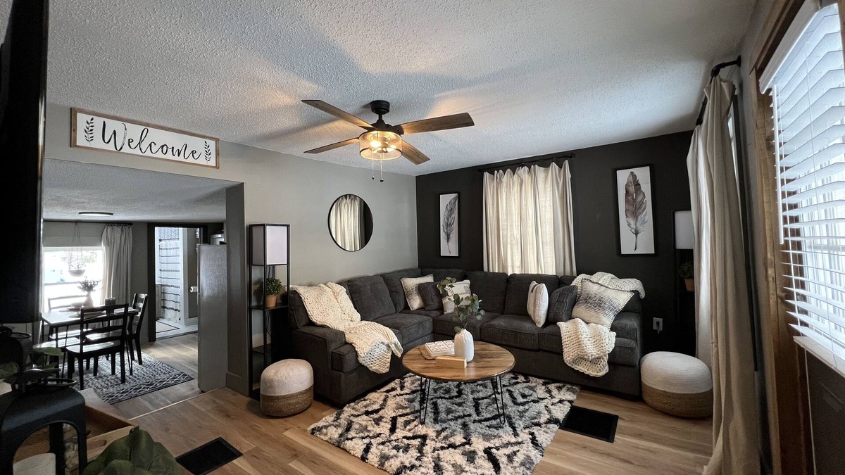 Potsdam House | Small private home walking distance to Suny Potsdam/Clarkson!