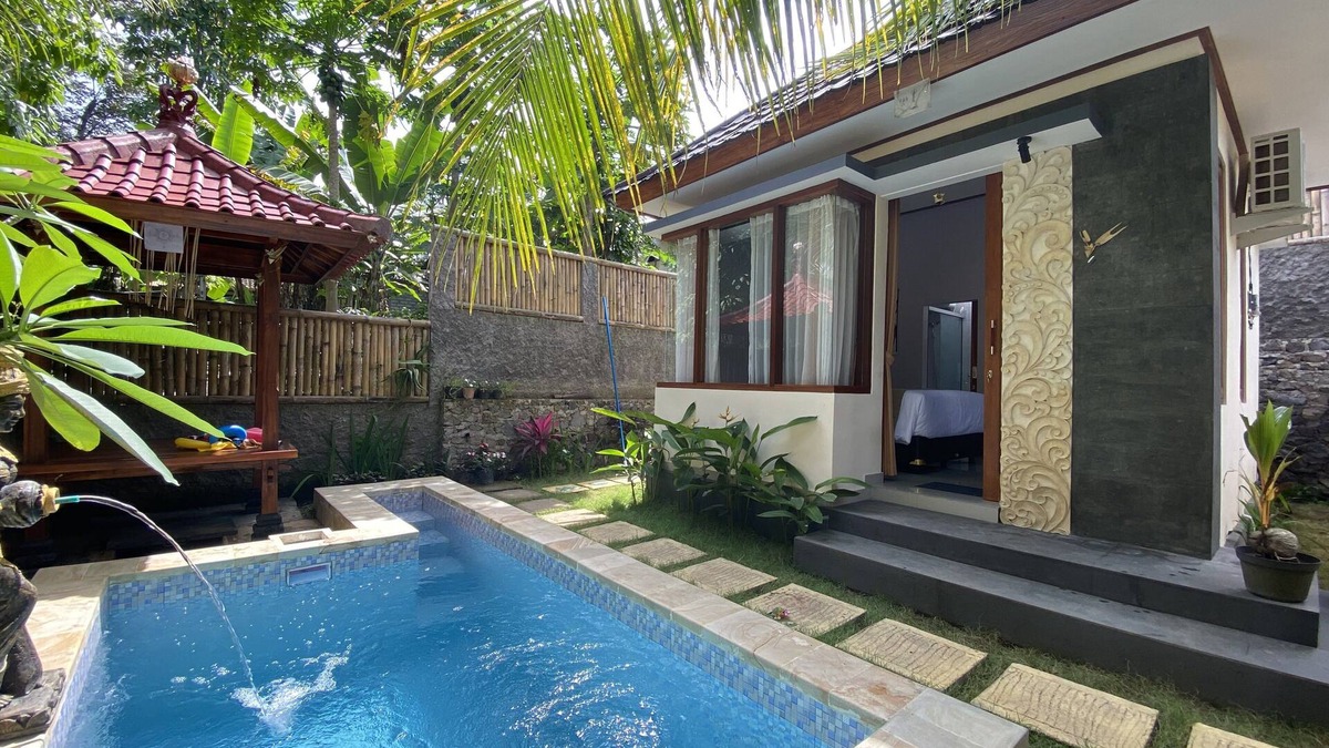 Tenganan Villa | Small private villa with private swimming Pool