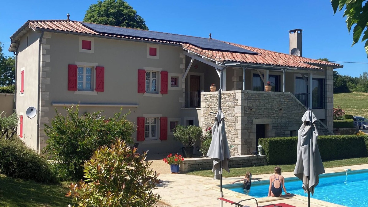 Caylus Cottage | Small single-storey apartment with PRM access, 2*.