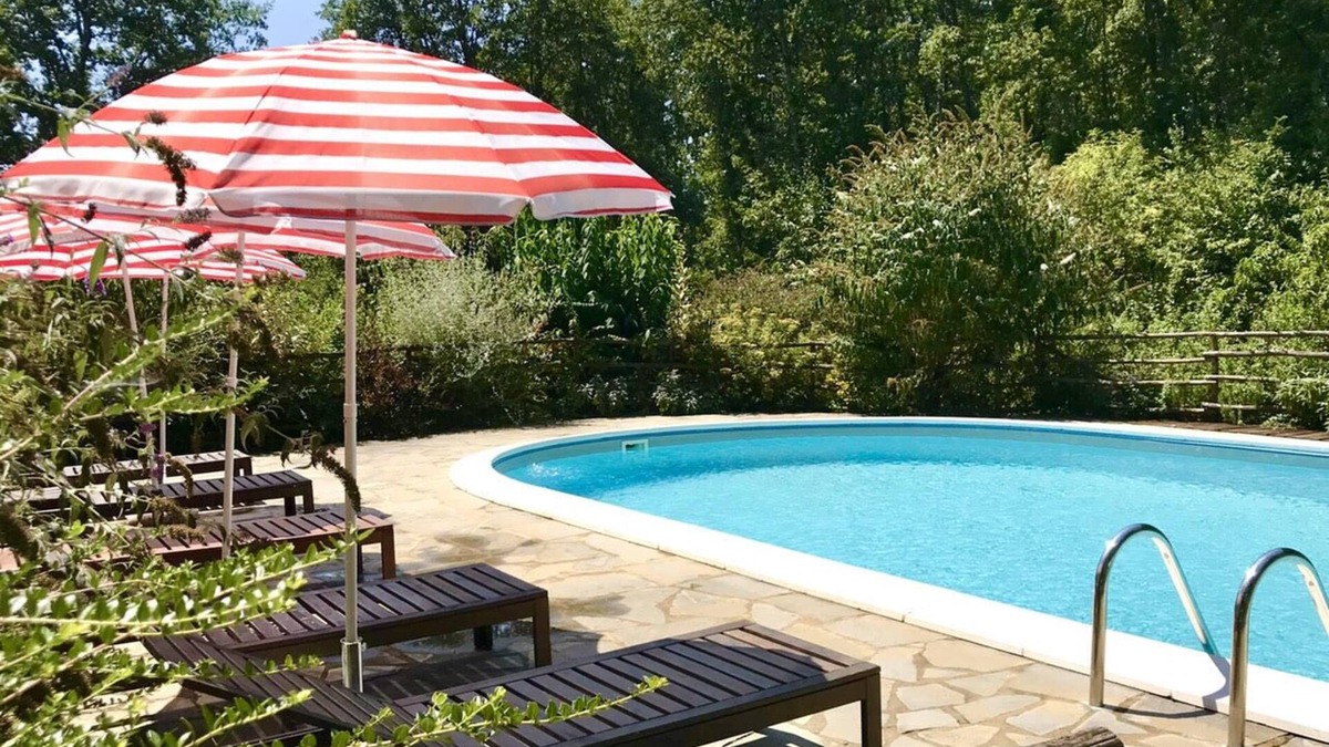 Pontassieve Cottage | Small stone cottage in the woods, artists retreat, with pool