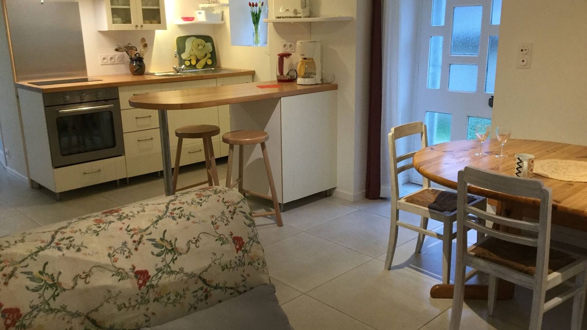 Plourin-les-Morlaix House | small stone house in a character site