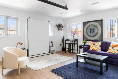 Arnold Apartment | Small Studio Arnold town Center e