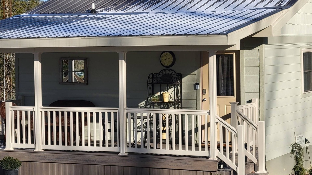 Paoli Apartment | Small studio cottage near Paoli Peaks and French Lick