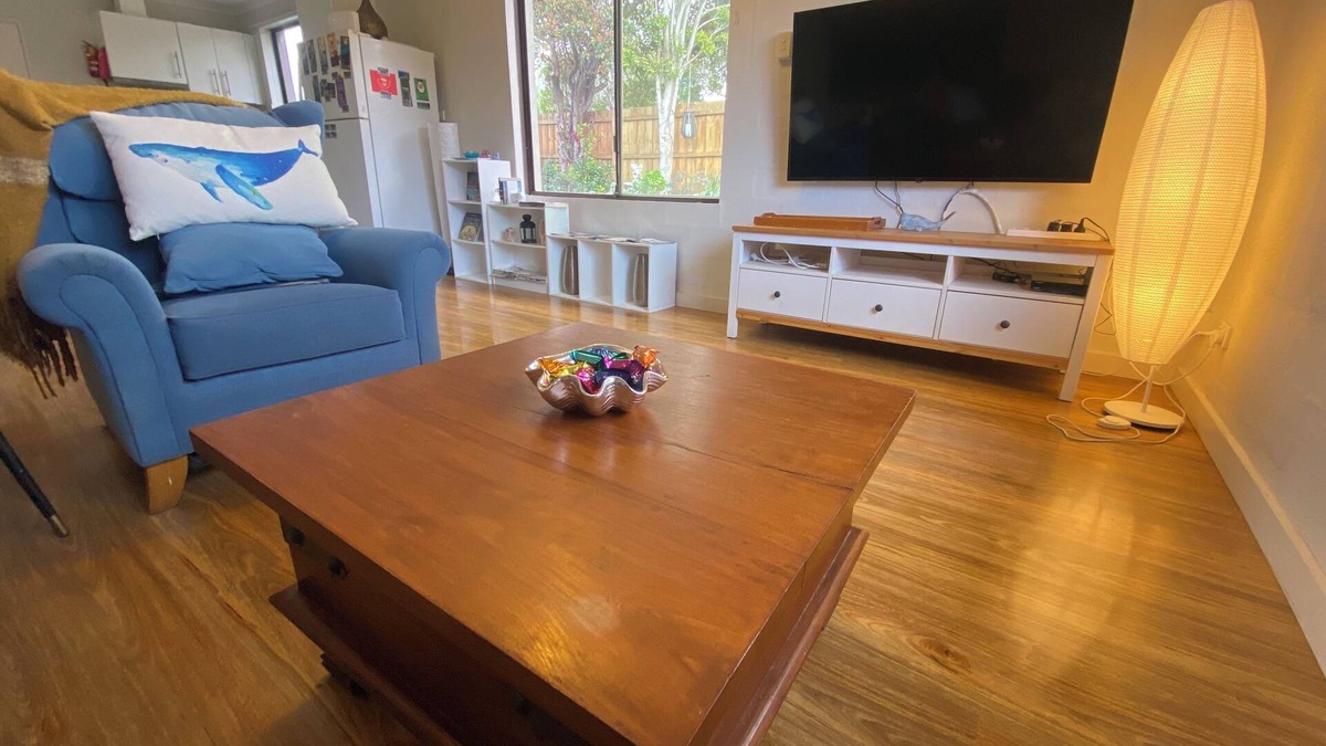 Hastings Villa | Small town charm, close to shops, beaches of your choosing and wineries.