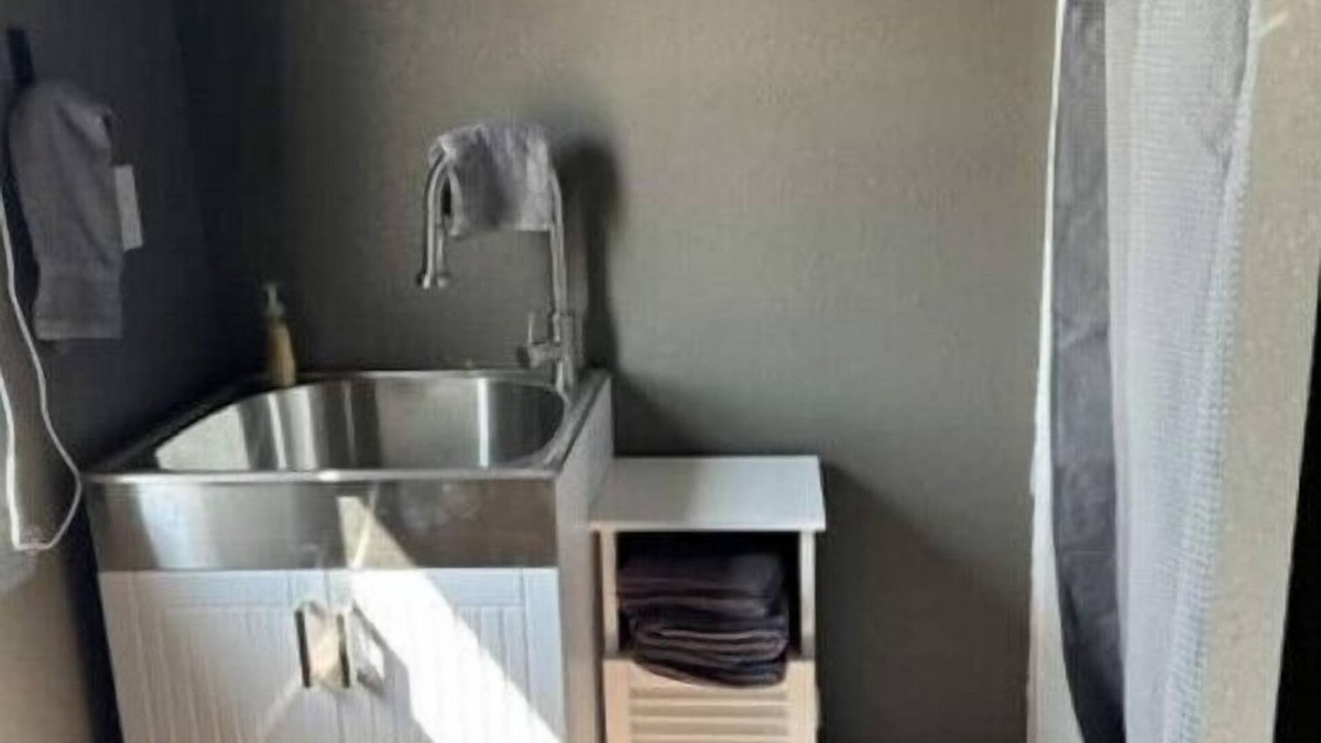 Caledonia Apartment | Small Town Cozy Getaway