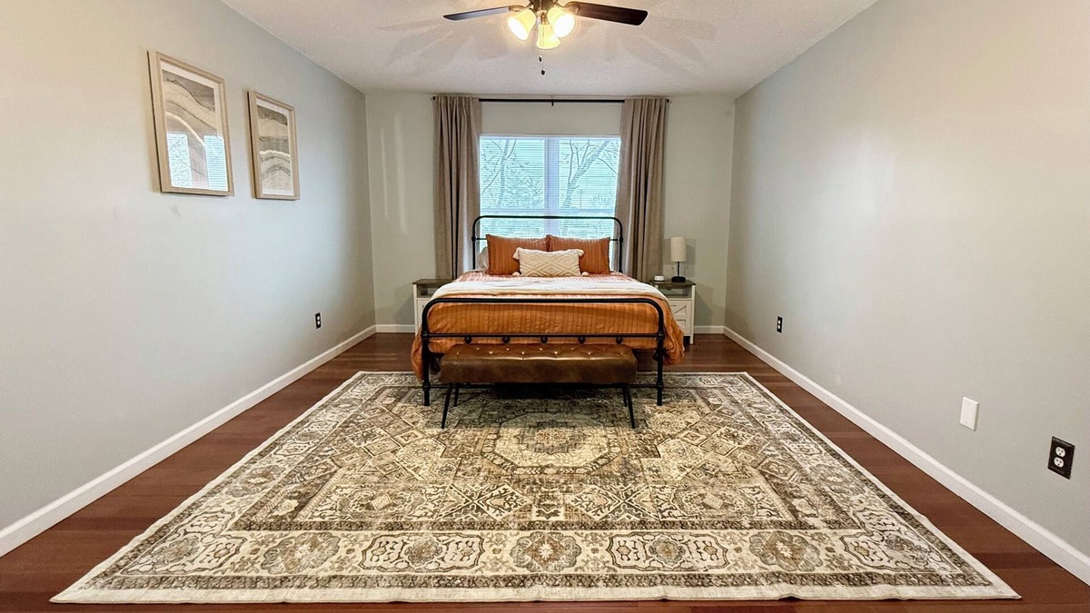 Festus House | Small Town Main Street Home, Minutes from the Big City