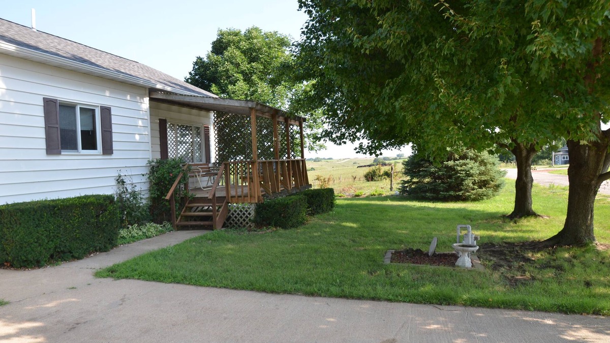 Lawrence House | Small Town