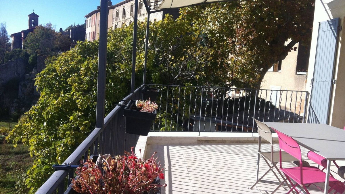 Vauvenargues House | Small village house near Aix en Provence