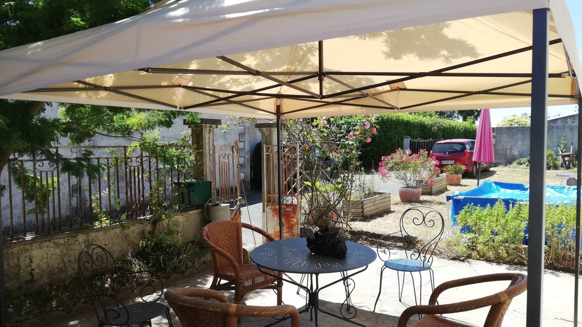 Sainte-Ramee House | Small village in the vineyards, close to the Gironde estuary