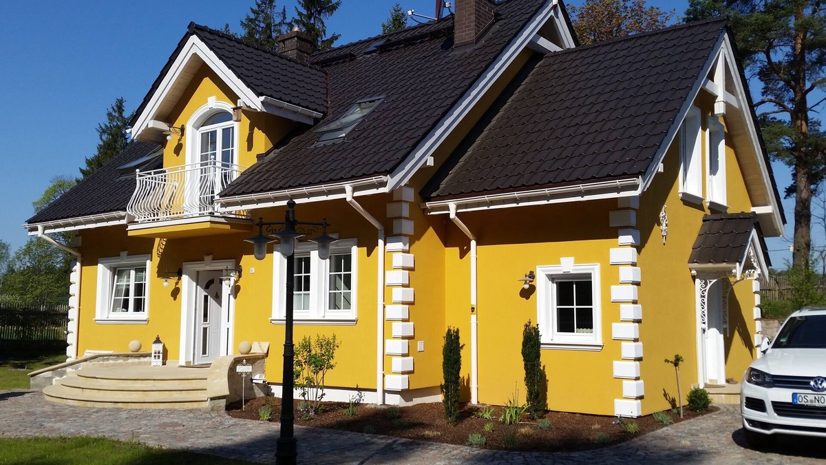 Swieta Lipka Apartment | Small yellow villa in Masuria (apartment OST in the attic)