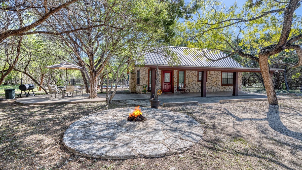Sabinal House | Smaller home in the Cypress Bend subdivision one block from the river.