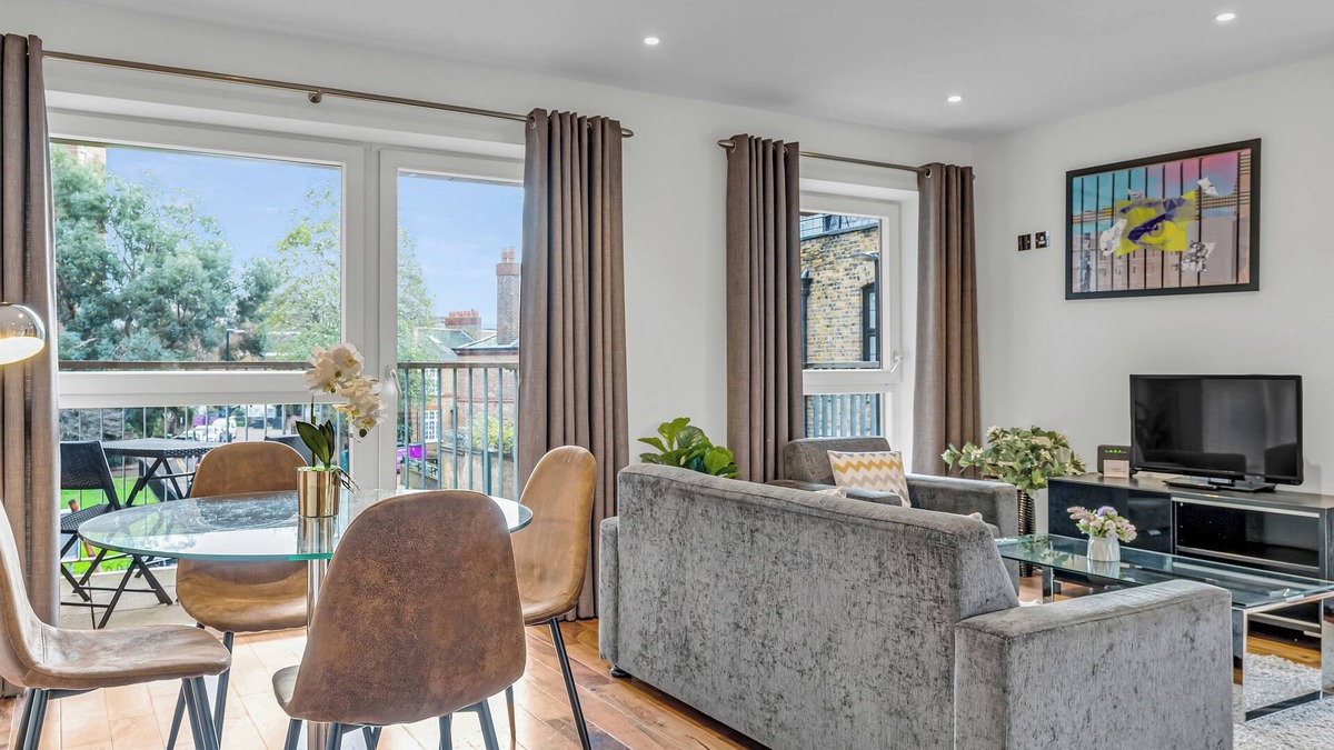 Haggerston Apartment | Smart and sophisticated Shoreditch Square serviced apartments for your stay.