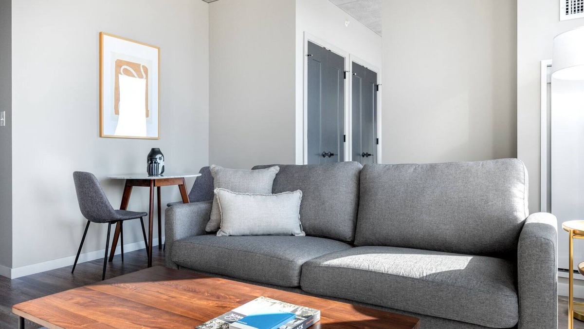 West Loop Apartment | Smart West Loop Studio w/Pool, Gym, nr. Fulton Market, by Blueground