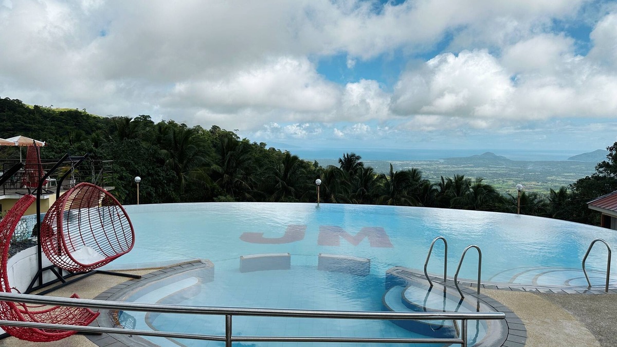 Ocampo Hotel | SMDP Resort Hotel CamSur