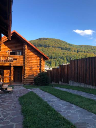 Polyana House | Smerekovyi Dvir