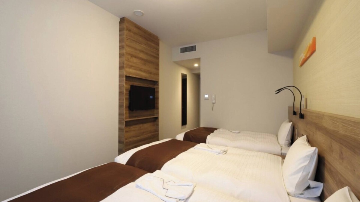 Higashishinsaibashi Hotel | Smoking Allowed Triple Room Room Only/Osaka Ōsaka