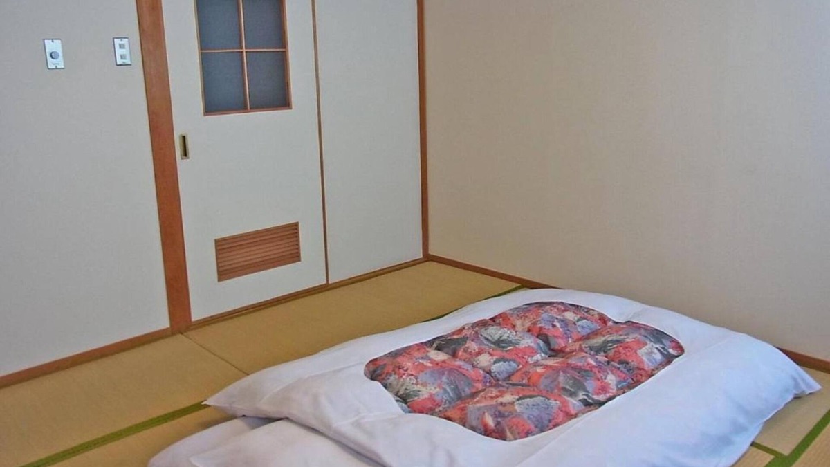 Ozu Hotel | Smoking Japanese style room 6 tatami mats Witho/Ozu Ehime