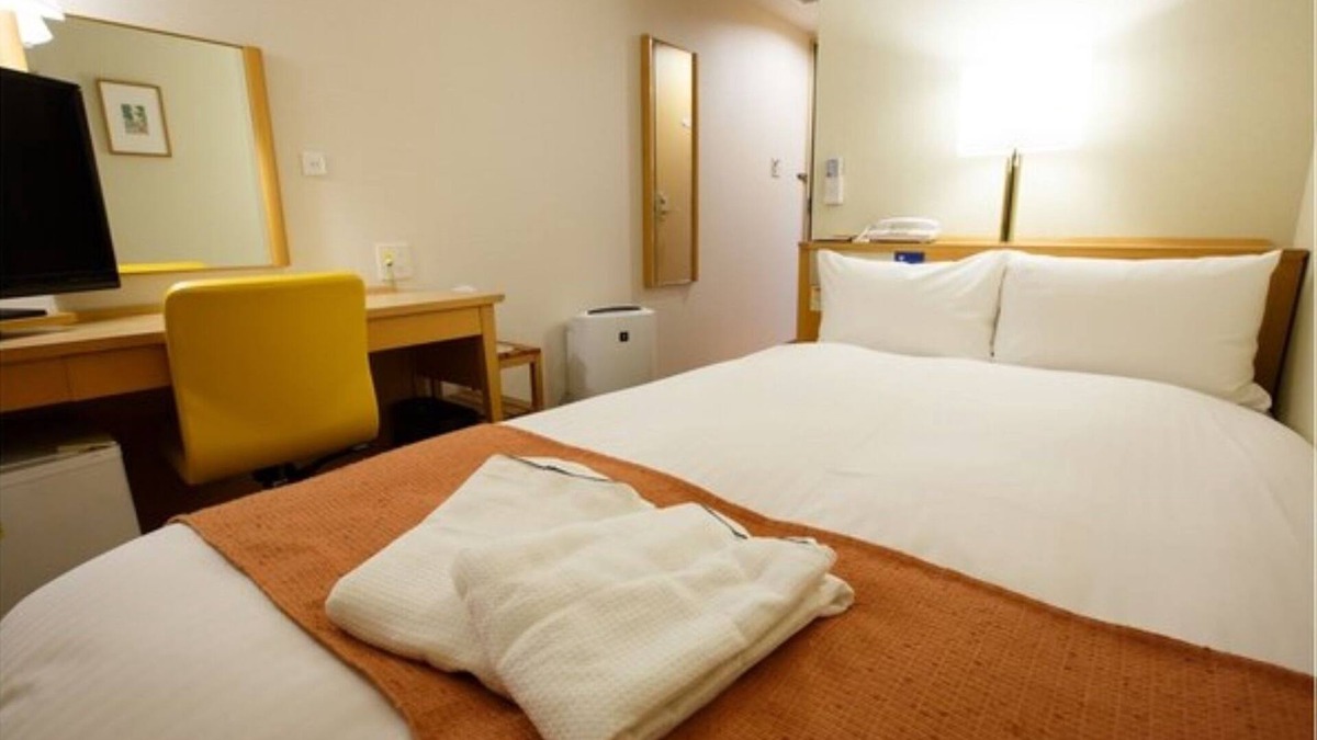 Nishinakasu Hotel | Smoking Semidouble room 2 beds for 1 person B/Fukuoka Fukuoka