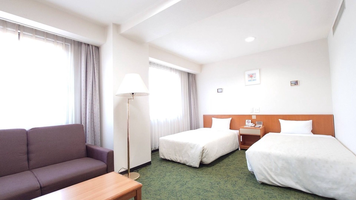 Higashi Ward Hotel | Smoking twin Free parking lot Spacious 27 sq/Okayama Okayama