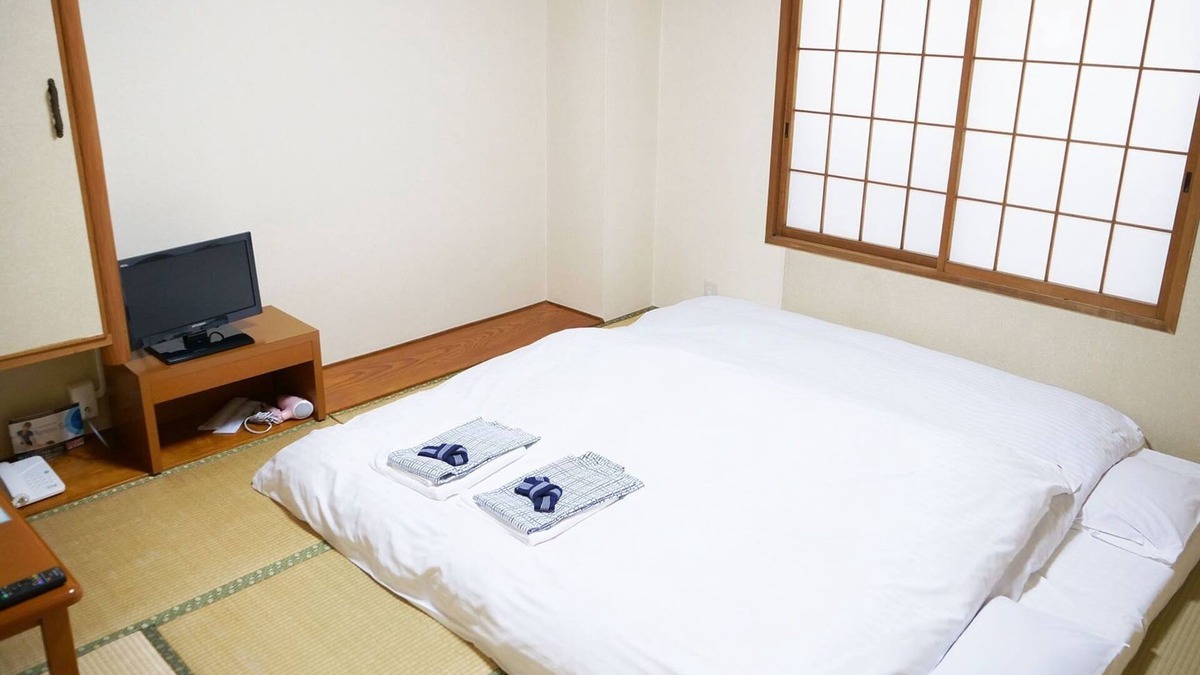 Anan Hotel | SmokingRoom onlyFree parking WiFi available/Anan Tokushima