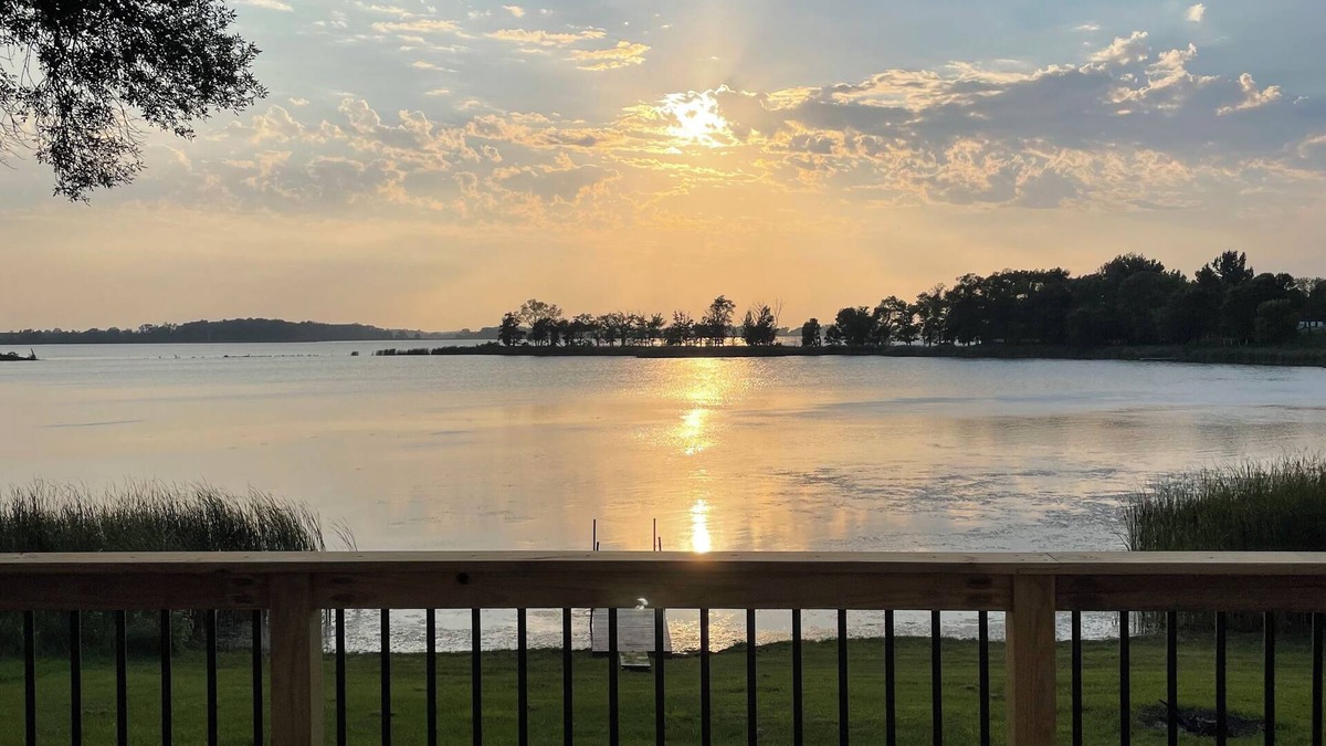 Lake City Cabin | S’more Sunsets on Roy Lake. Spectacular deck views from this 2-bedroom cabin.