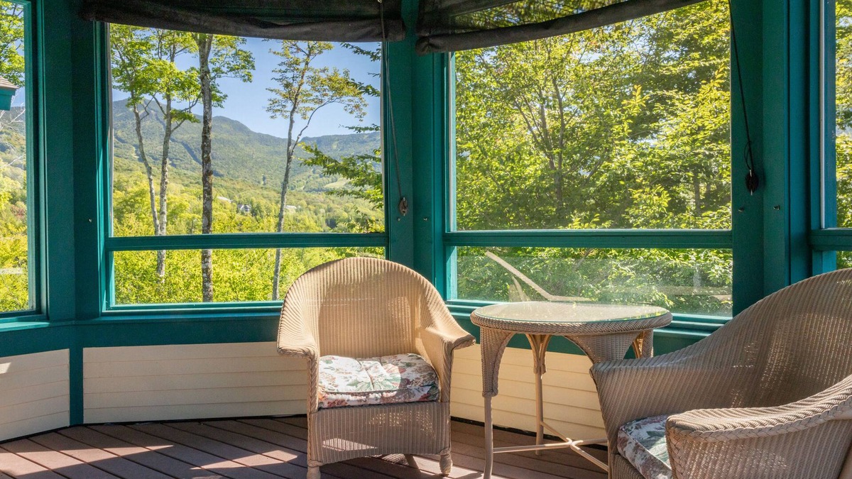 Jeffersonville Resort | Smugglers' Notch Resort