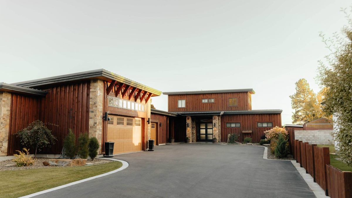 St. Anthony House | Snake River Estate - Direct River Access & Firepit