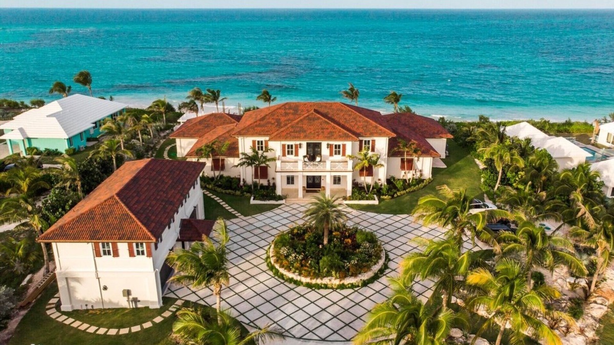 Governor's Harbour Villa | Snaresbrook Manor - 8-Bedroom beachfront villa