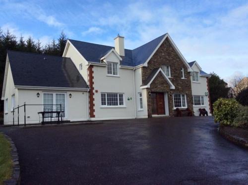 Sneem Bed & Breakfast | Sneem River Lodge Bed & Breakfast
