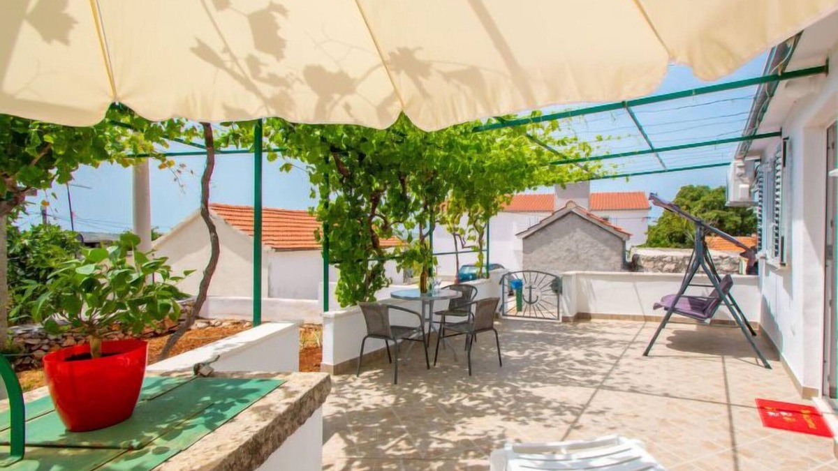 Dvornica House | Snježana by Interhome