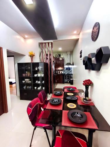 Mabalacat City Apartment | SNOW Apartment - Near Clark International Airport and Dinosaurs Island