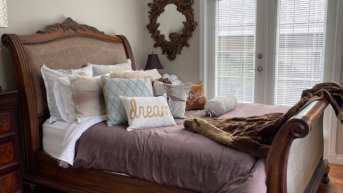 Saanich East Bed & Breakfast | Snowbird Delight