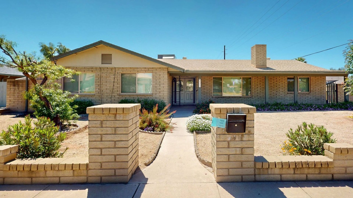 Glendale House | Snowbird-friendly downtown home & guest house with patio, grill, office, W/D, AC