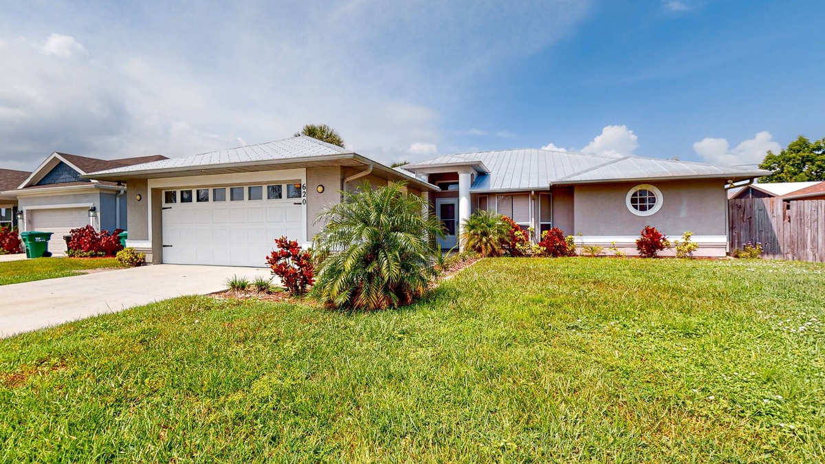 Sebastian Highlands House | Snowbird-friendly home with private pool, central AC, grill, & washer/dryer