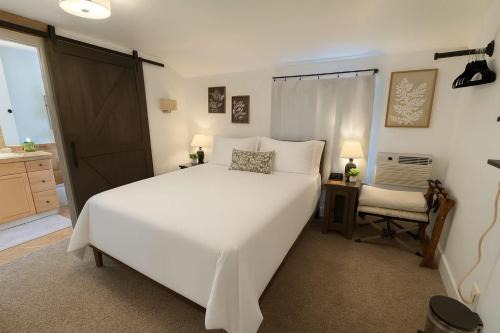 Leavenworth Bed & Breakfast | Snowcreek Suite - Ponderosa
