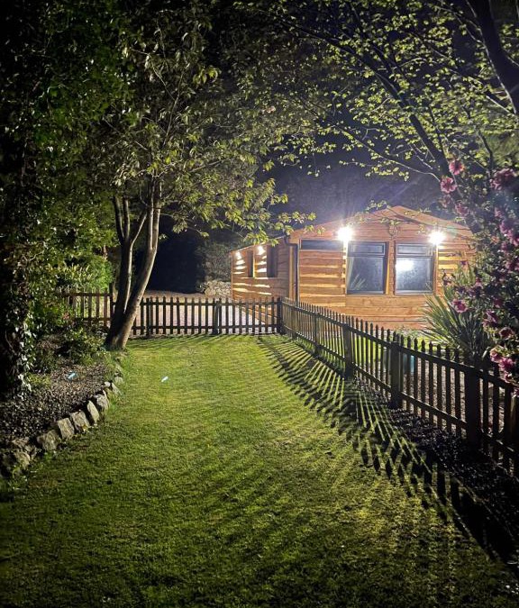 Llanrug Ski Chalet | Snowdonia cabin