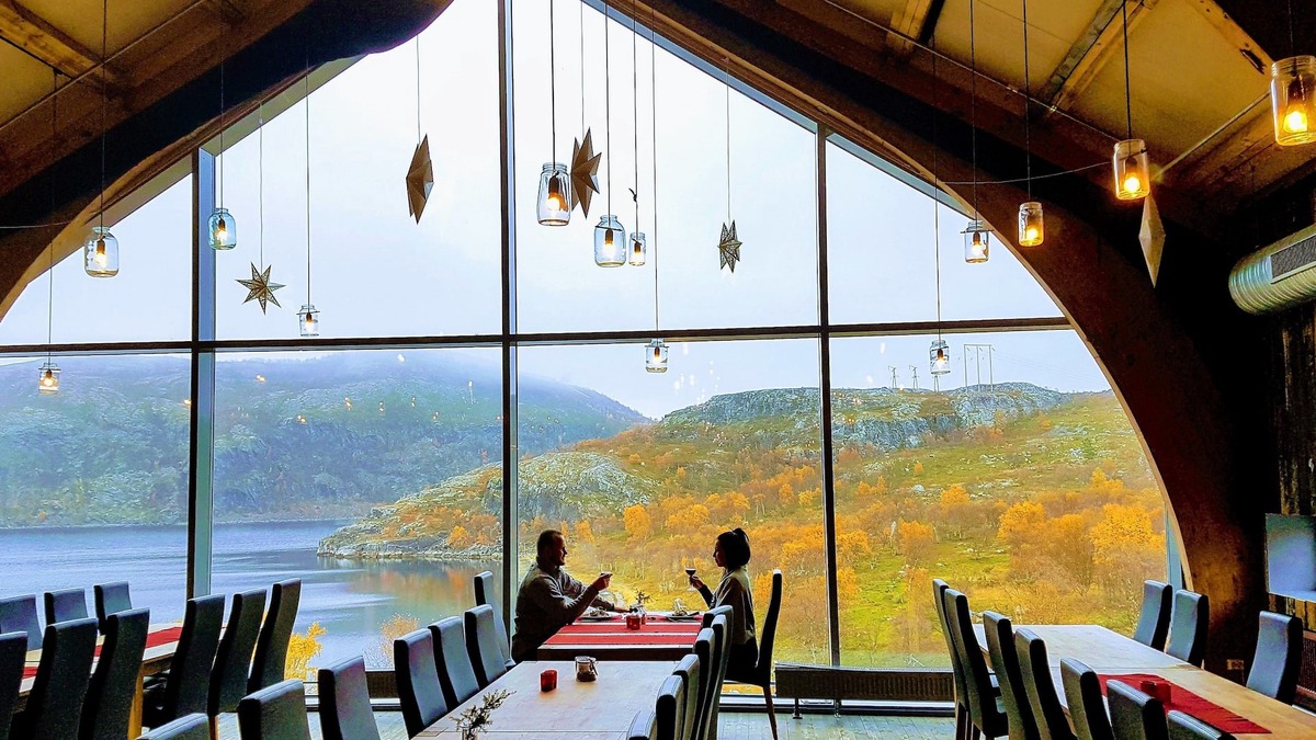 Bjrnevatn Hotel | Snowhotel Kirkenes