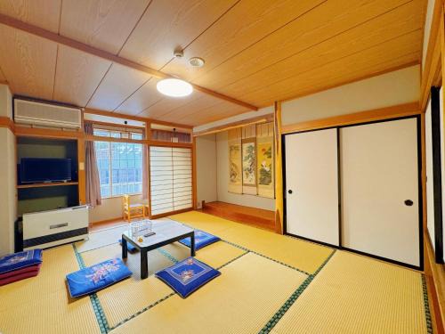 Yuzawa-machi House | SnowHouse Memorie Hotel-汤泽石打丸山-Ski in Ski Out