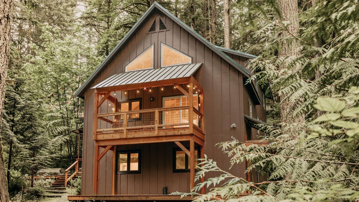 Glacier Cabin | Snowline Cabin #69 - Upscale - Hot Tub - WiFi