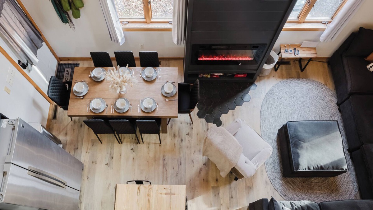 Mountain Base House | Snowshoe Modern Cabin | Hot Tub + Mtn Views