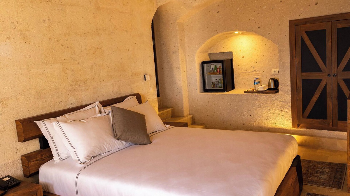 Uchisar Apartment | Snowy Mountain view Luxury Delux Cave Room 105