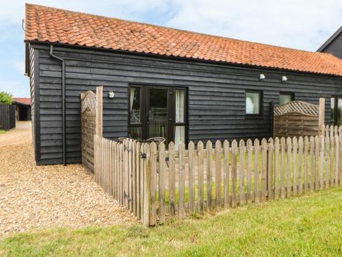 East Dereham House | Snowy Owl Barn