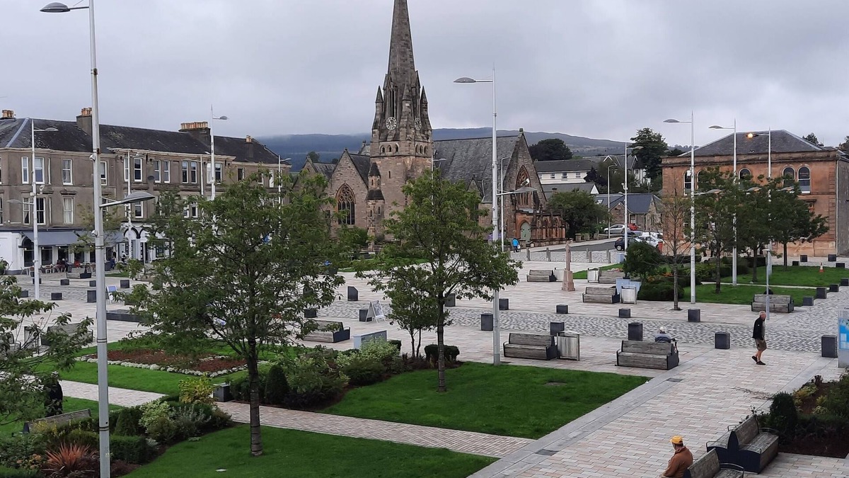 Helensburgh Apartment | Snug - Colquhoun Square Apartment